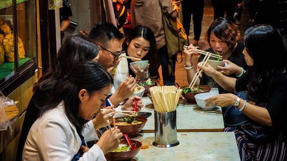 streetfood in China - Foto: Lannoo/unsplash